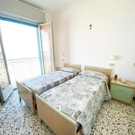 Dinarica 3*