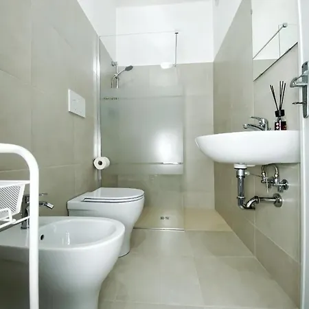 Dinarica Hotel 3*