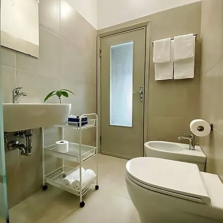 Hotel Dinarica Marotta