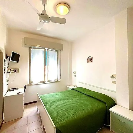 Dinarica 3* Marotta