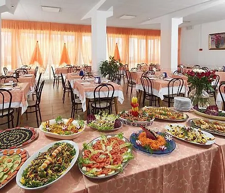 Dinarica Отель 3*